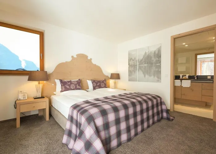 Hotel Exquisit